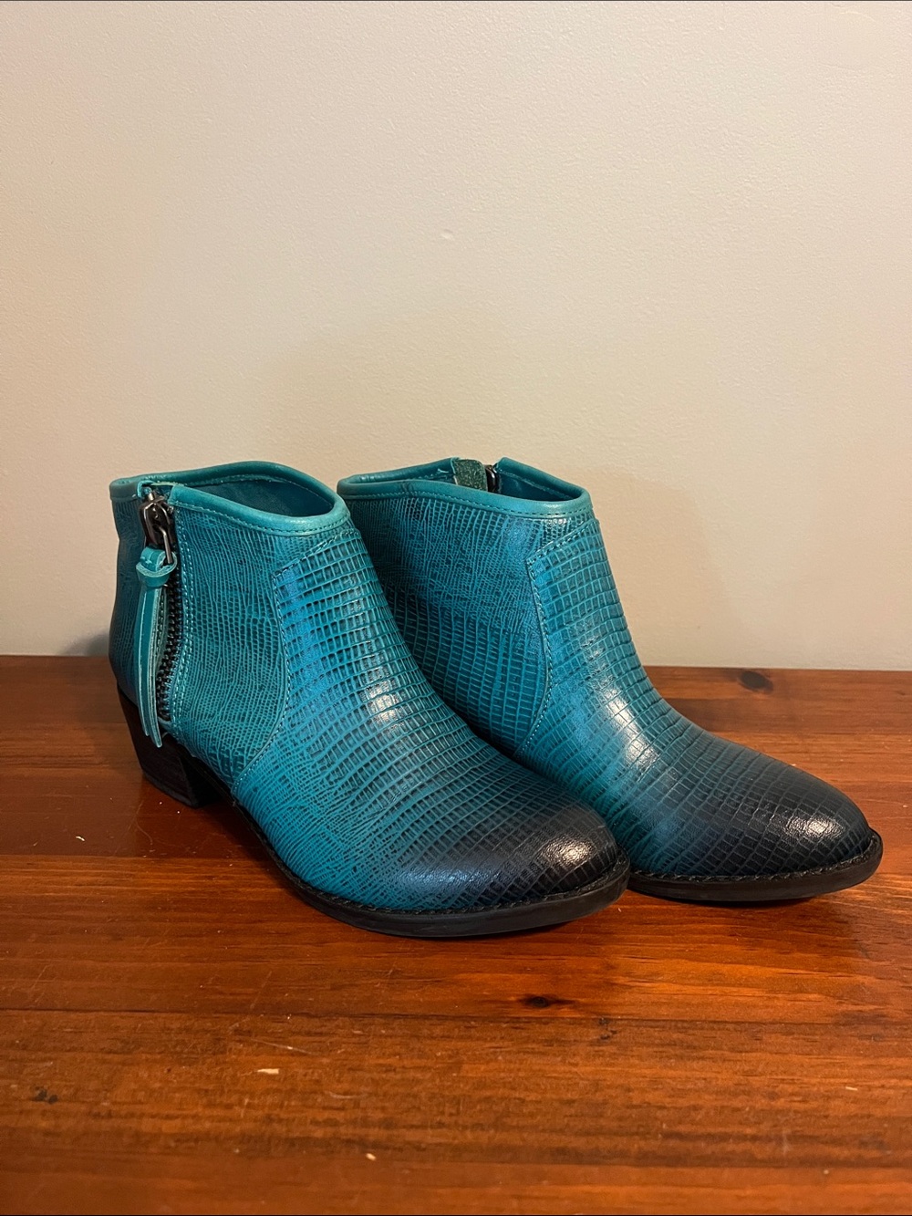 Gianni Bini Eviee Lizard-Embossed Booties, Size 6